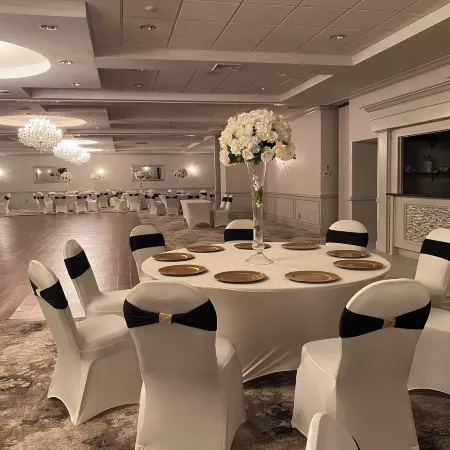 Holiday Inn EAST WINDSOR - CRANBURY AREA by IHG