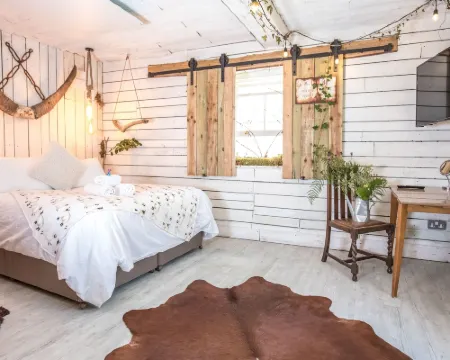 ジェームズ プレイス @ ポントモアレイ タウンのホテル