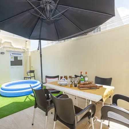 Summer Breeze Maisonette with Terrace by Getaways Malta