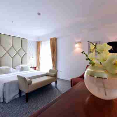 Hotel Ziya Rooms