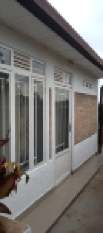 Tommy's Budget Rooms