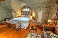 Round Barn Farm B & B Event Center