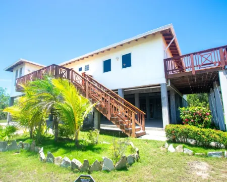 Coco View Canal Lot 18 Private Home 3 Bedroom Home Hotels in First Bight