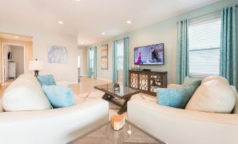 7412 MA Stylish Home Near Parks - 0224w12000kxeiu6a3201 R 339 206 R5 D 