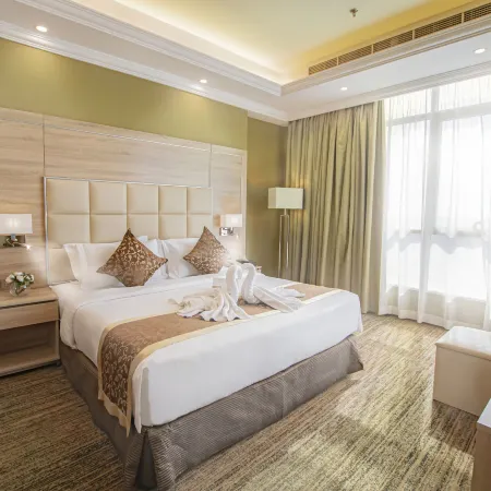 Iridium 70 Hotel