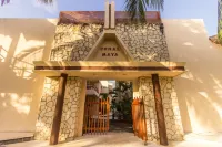 Coral Maya Stay Suites Hotels near xcaret
