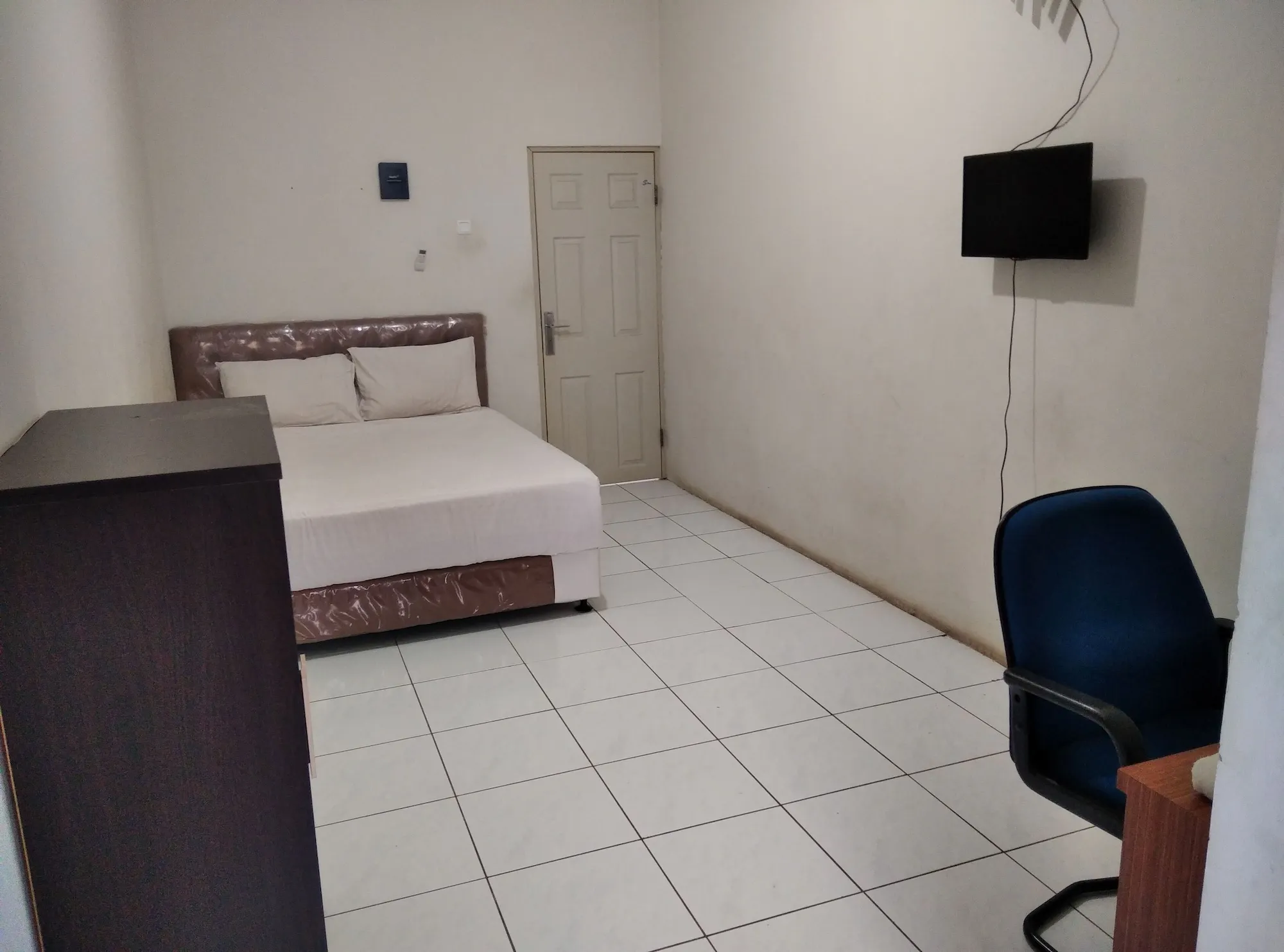 Wisma Anton Soedjarwo Rooms Photos