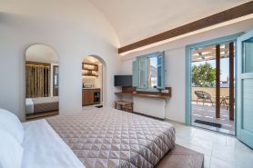 Villa Katerina -3 Villas&Private Jacuzzi