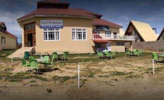 Hotel Kehkashan