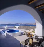 Acro Blue Luxury Villas - Bed and Breakfasts