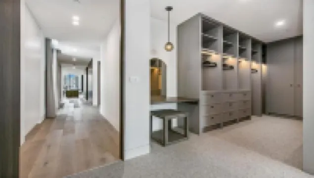 Luxury Penthouse with Astonishing Bay and City Views