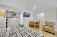 Desert Moon Motel Hotels in Las Vegas