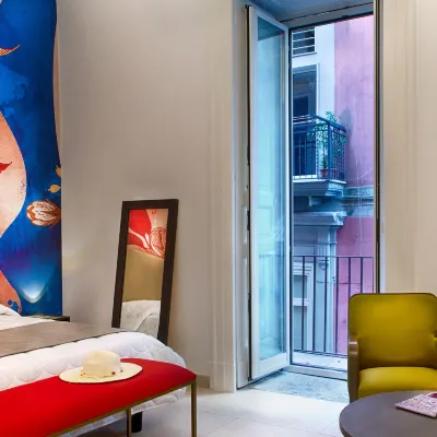 B&B Napoli Time Hotels near Galleria Umberto