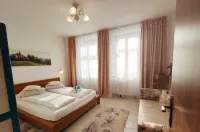 Buon Studio Sibiu, near train station and Small Square Old Town - appartements de vacances