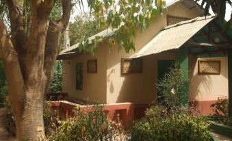 Camping-Sukuta & Lodge