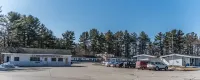 霍華德·約翰遜溫德姆阿克頓旅館 - 停車場