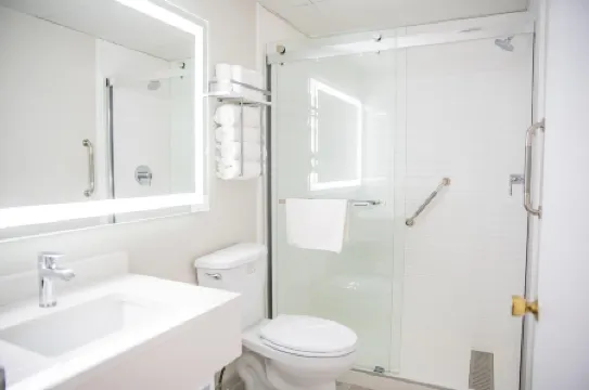 Heritage House Inn on Cape Cod