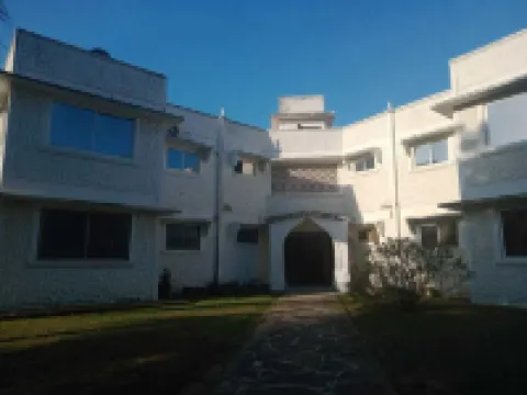 Lux Suites Royal Palm Studio Apartment