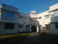 Lux Suites Royal Palm Studio Apartment