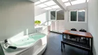 Gyeongju Modern Pool Villa