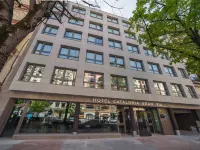 Catalonia Gran Vía Bilbao Hotels near Deusto Bridge