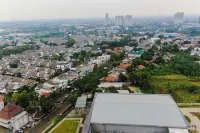 Japanese Cozy Style Studio at Bintaro Embarcadero Apartment