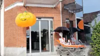 호텔 누오바 이탈리아 H.M.S. Skatepark 주변 호텔