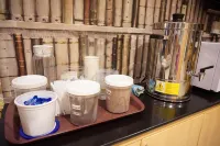 ชมพู นครินทร์ อพาร์ตเมนต์