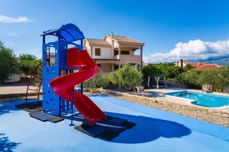 Villa Zlatni Dvori ZadarVillas