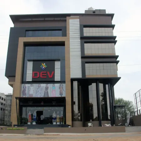 Dev Motel & Banquet