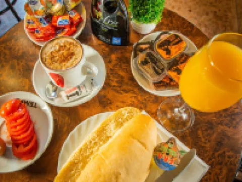 ホテル アルンダ II ロンダのホテル