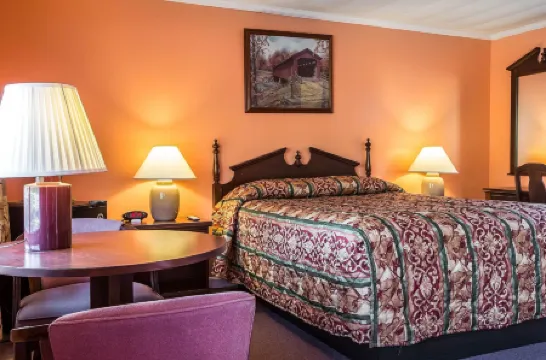 林肯 I-93 羅德威酒店