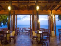 Koh Tao Beach Club Hotel berhampiran Teluk Mango