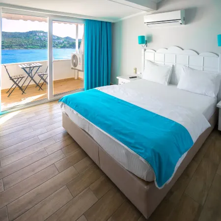 Bora Hotel