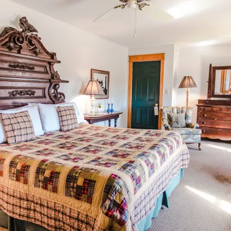 Roanoke Island Inn
