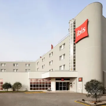 Ibis Porto Gaia Отели рядом с достопримечательностью «Се»