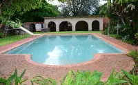 Breeze Guest House Hotels in Bulawayo
