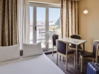 Aparthotel Adagio Genève Mont-Blanc Hotels near The Flower Clock