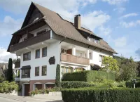 Hotel Garni Schmieder’s Ochsen Hotels near Heilig Geist Kirche
