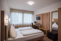 Hotel Leo Отели в г. Эггенштайн-Леопольдсхафен