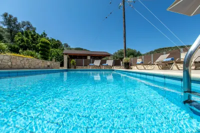 Villa Neaira