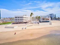 Emporio Mazatlan - ติดทะเล