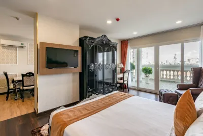 Emerald Central Hotels in Xuan Hoa