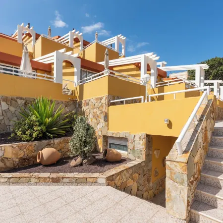 Apartamentos Punta Marina by LIVVO