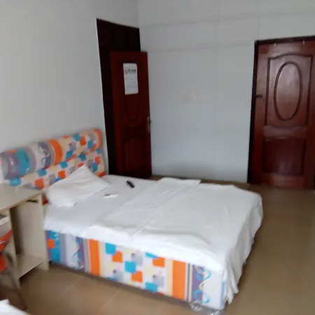 Hotel De Zews