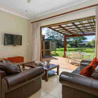 Monomotapa Village Rooms