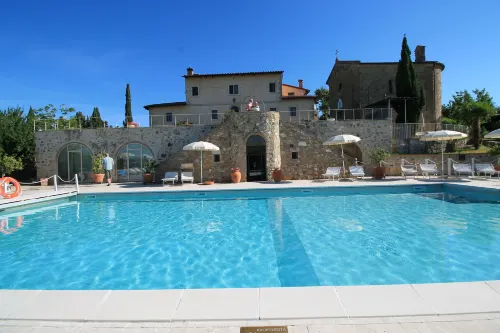 Tenuta Decimo - Il Borgo di Mariano - parking