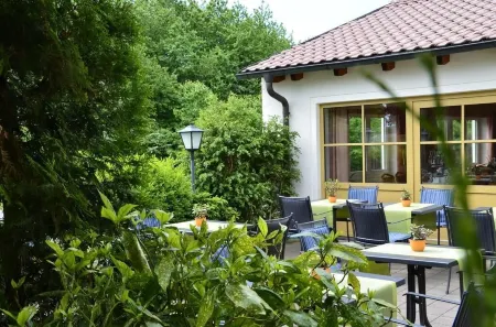 Hotel Gasthof am Forsthof Отели в г. Зульцбах-Розенберг