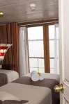 L'Amant Cruise Hôtels à proximité de : Giáo hội Cao Đài Việt Nam - Thiên Toà Hoàng Đạo