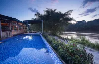 Cat Tien Jungle Lodge - Pool